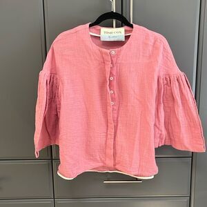 Adorable Tish Cox blouse.